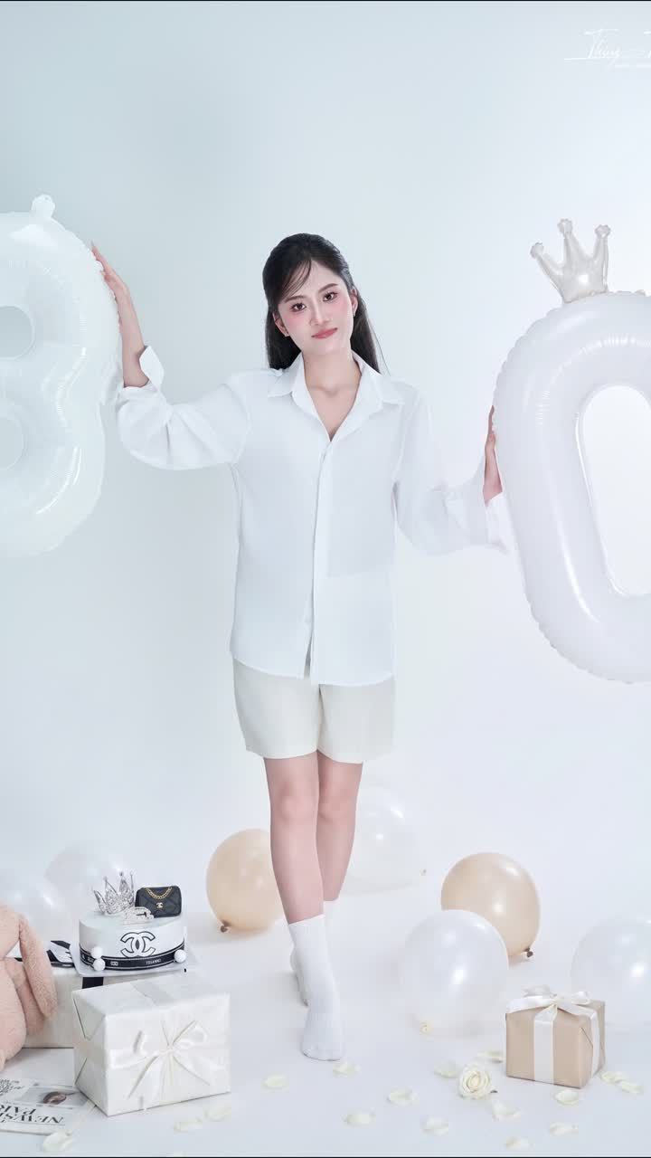 Bộ ảnh sinh nhật tuổi 30 — 19 giây từ set chụp tới ảnh hoàn chỉnh