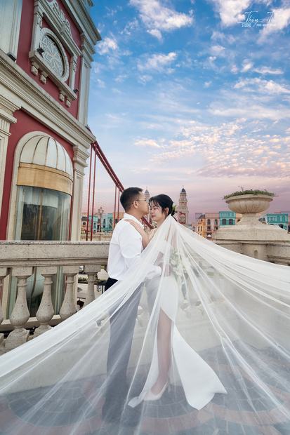 Ảnh kỷ niệm ngày cưới chụp tại Thúy Tô Studio và Grand World Ocean Park 3