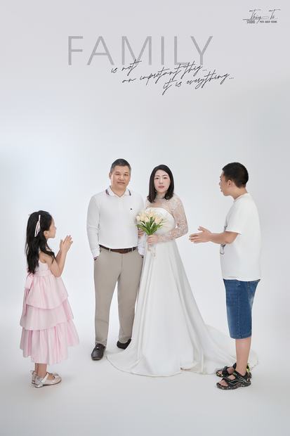 Ảnh kỷ niệm ngày cưới chụp tại Thúy Tô Studio và Grand World Ocean Park 3