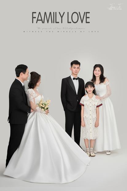 Ảnh kỷ niệm ngày cưới chụp tại Thúy Tô Studio và Grand World Ocean Park 3