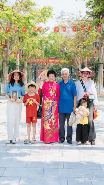 Ảnh gia đình ngày lễ, Tết và những chuyến đi cùng Thúy Tô Studio