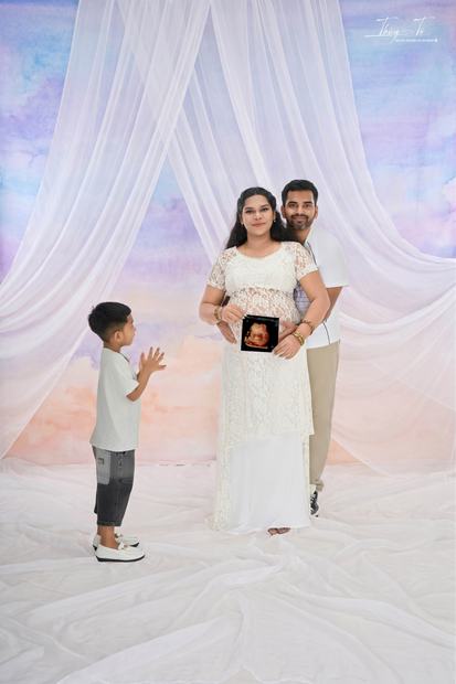 Gia Đình nước ngoài chụp ảnh cùng Thúy Tô Studio, Vinhomes Ocean Park 2