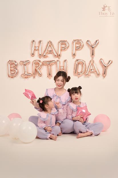 Ảnh sinh nhật của bé và của người lớn chụp tại Thúy Tô Studio