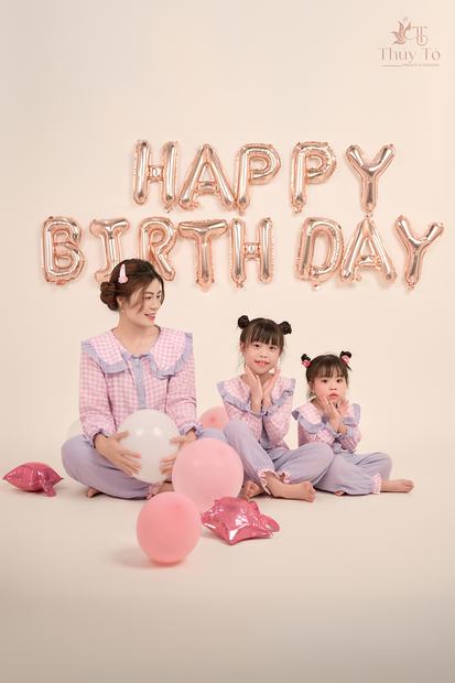 Ảnh sinh nhật của bé và của người lớn chụp tại Thúy Tô Studio